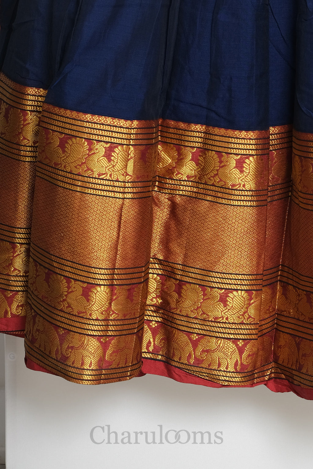 Navy Blue & Maroon Narayanpet Cotton Dhavani Set