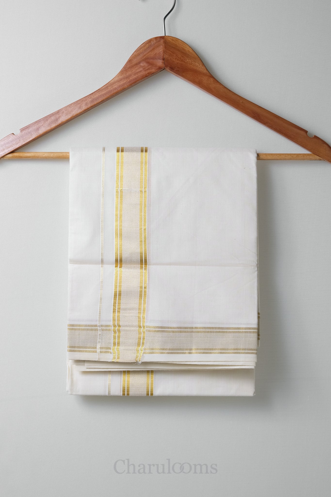 Golden Kara Kasav Mundu – 100% Cotton Traditional Kerala Dhoti