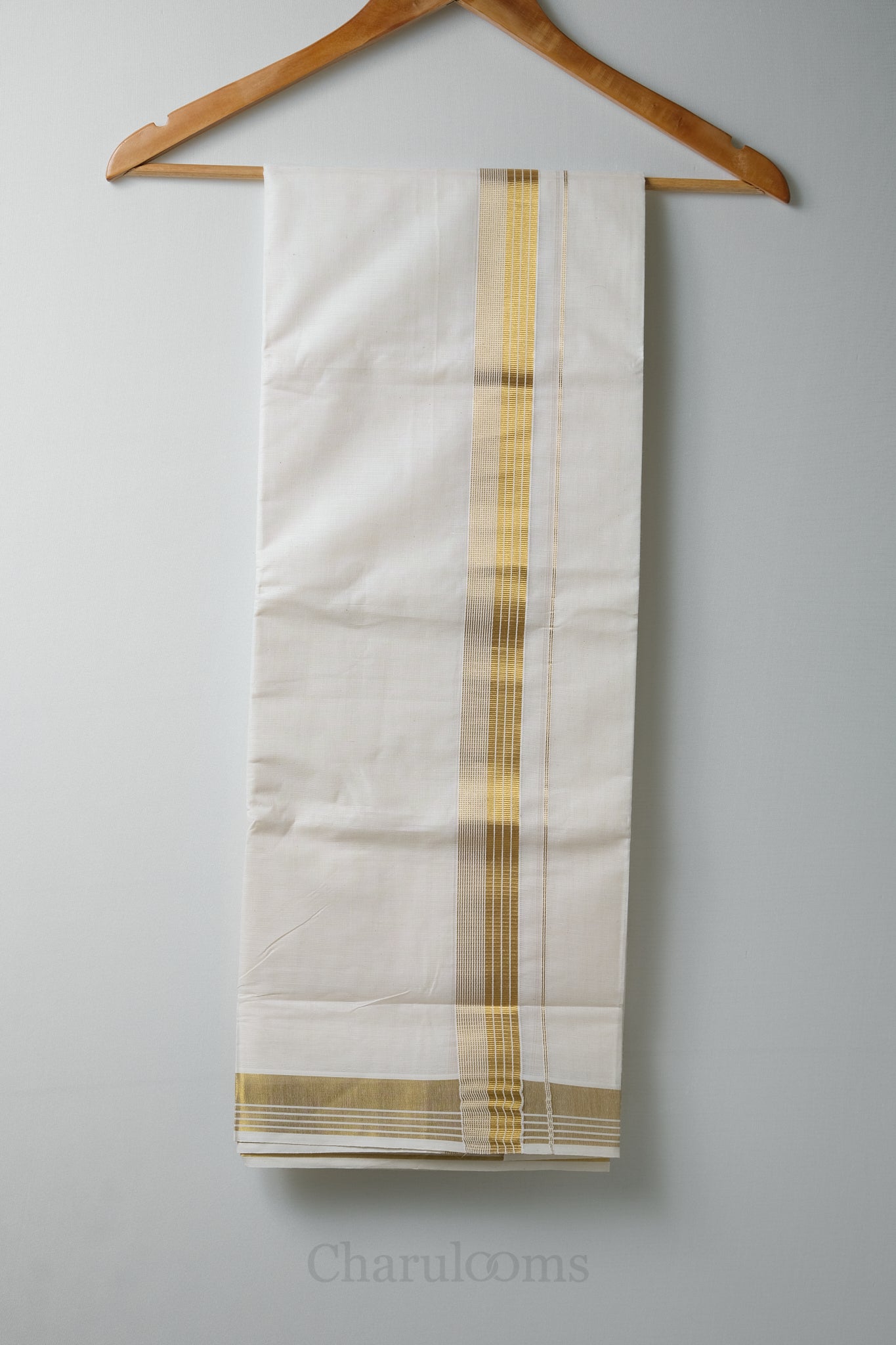 Golden Kara Kasav Mundu – 100% Cotton Traditional Kerala Dhoti