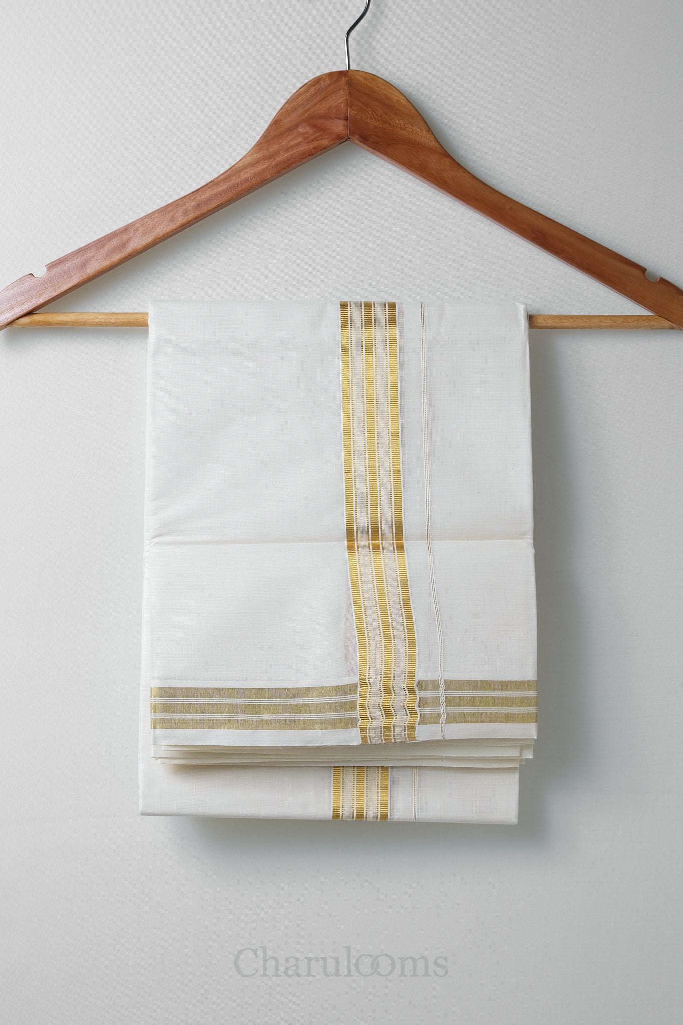 Golden Kara Kasav Mundu – 100% Cotton Traditional Kerala Dhoti