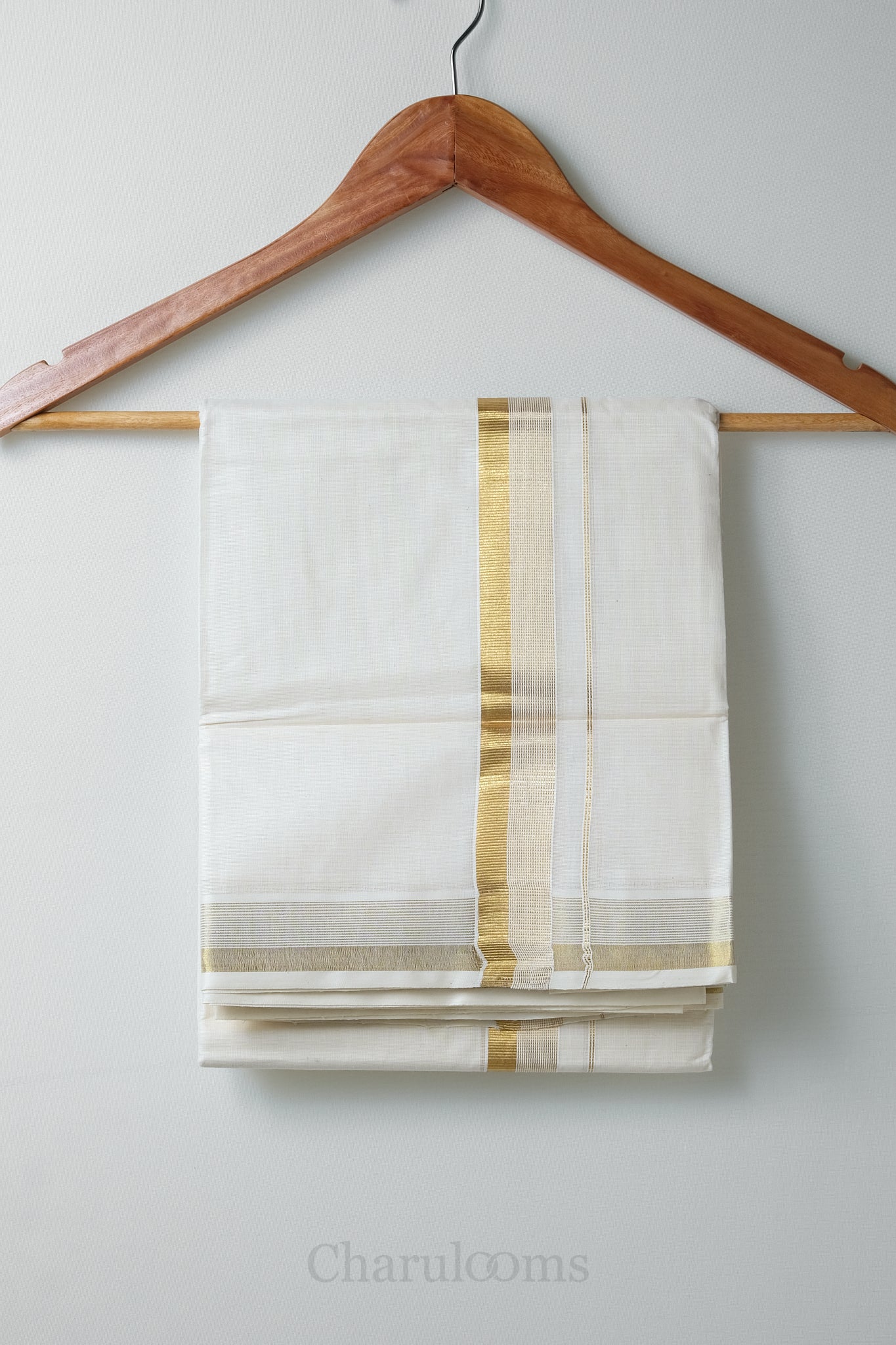 Golden Kara Kasav Mundu – 100% Cotton Traditional Kerala Dhoti