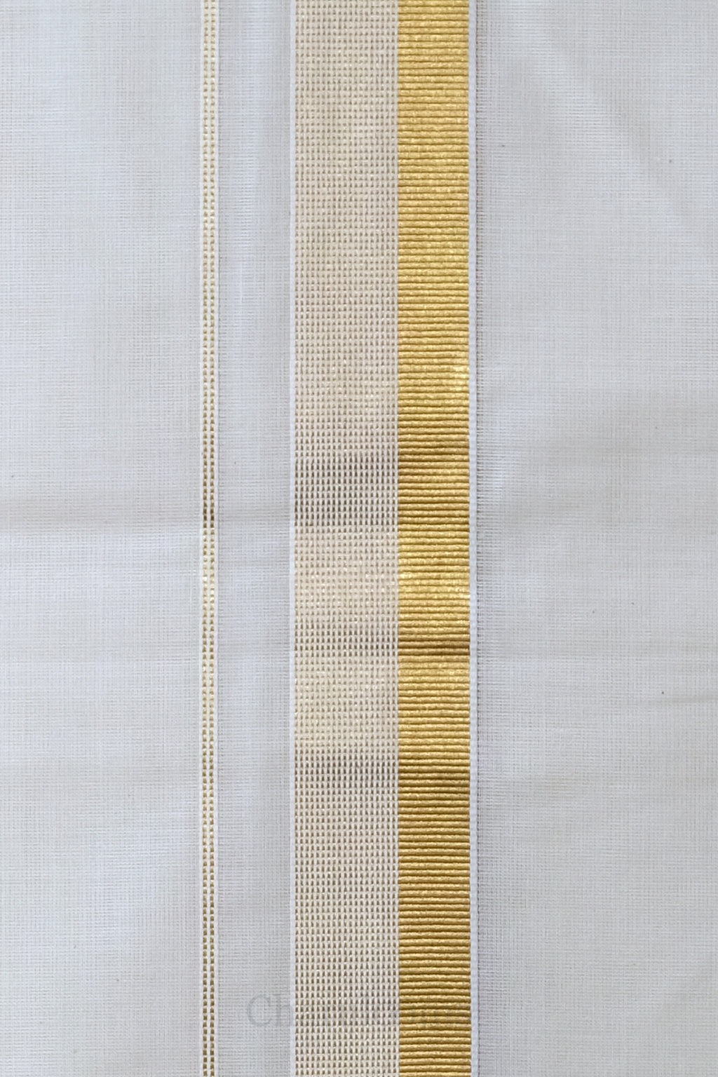 Golden Kara Kasav Mundu – 100% Cotton Traditional Kerala Dhoti