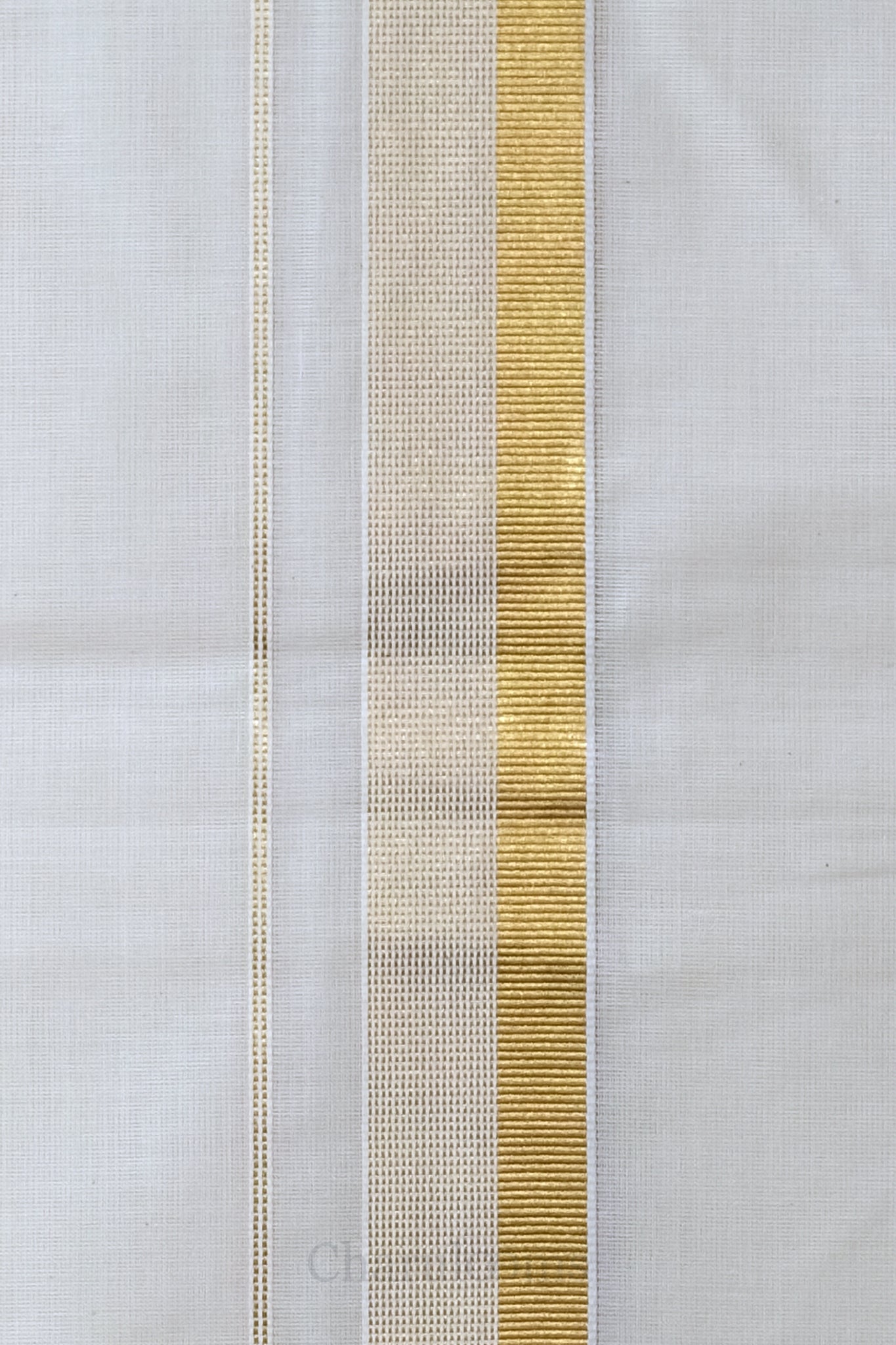 Golden Kara Kasav Mundu – 100% Cotton Traditional Kerala Dhoti