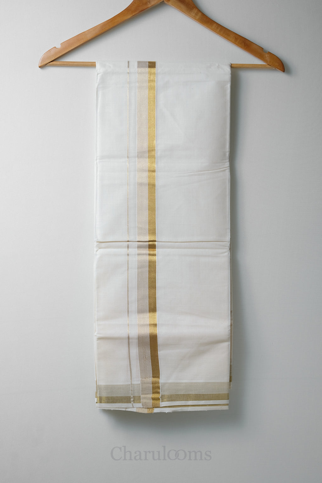 Golden Kara Kasav Mundu – 100% Cotton Traditional Kerala Dhoti