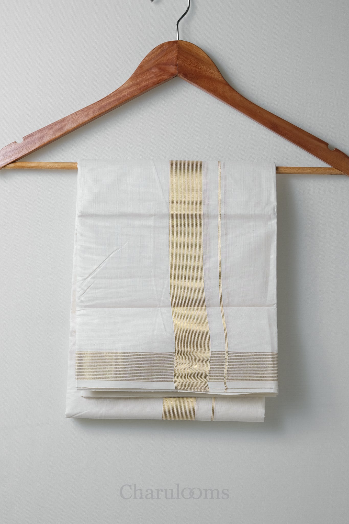Golden Kara Kasav Mundu – 100% Cotton Traditional Kerala Dhoti