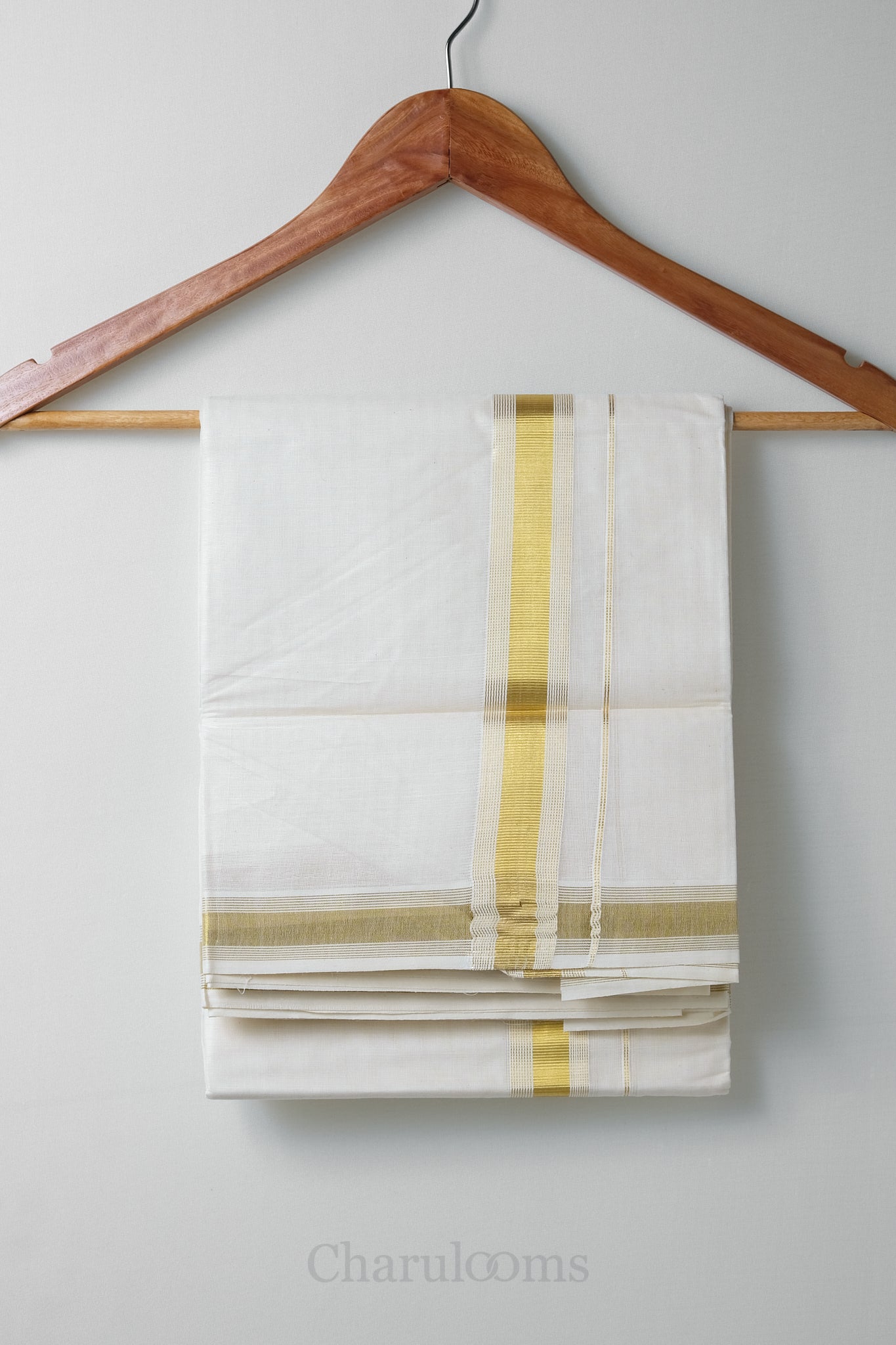 Golden Kara Kasav Mundu – 100% Cotton Traditional Kerala Dhoti