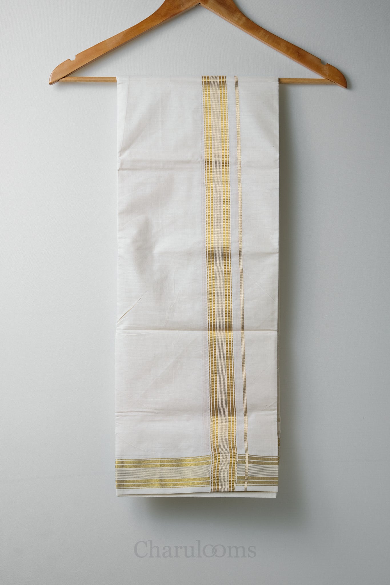 Golden Kara Kasav Mundu – 100% Cotton Traditional Kerala Dhoti