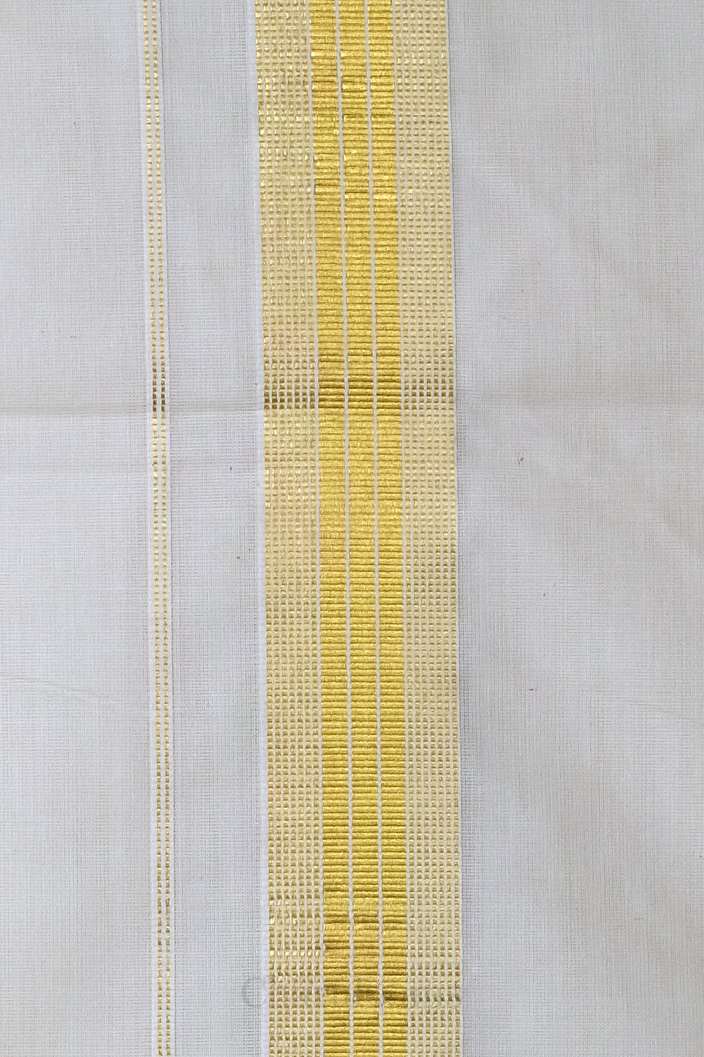 Golden Kara Kasav Mundu – 100% Cotton Traditional Kerala Dhoti