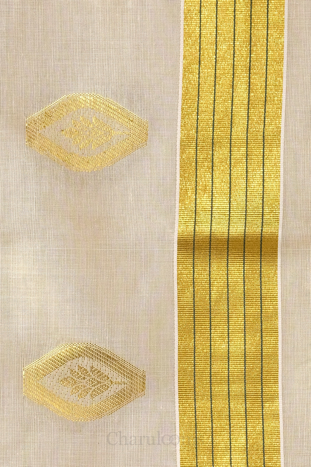 Premium Diamond Motif Golden Kasav Tissue Set Saree – Royal Heritage Collection